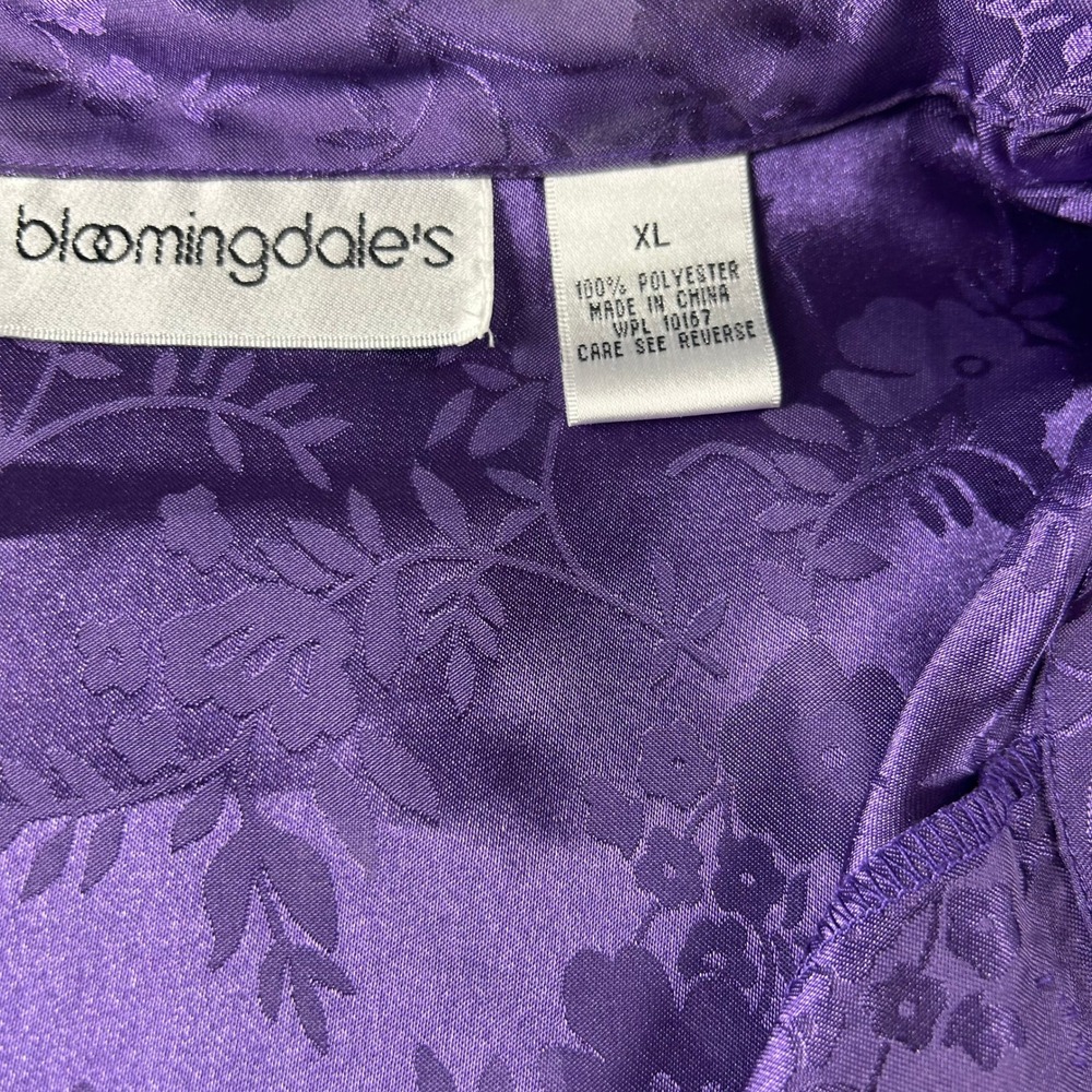 Bloomingdales Purple Floral Jacquard Satin Pajama Set Frog Button XL - Picture 3 of 14